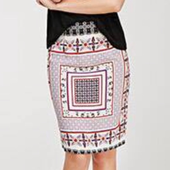 NWT Forever 21 Contemporary Scarf Print Knee Length Skirt XS/S - Picture 2 of 8